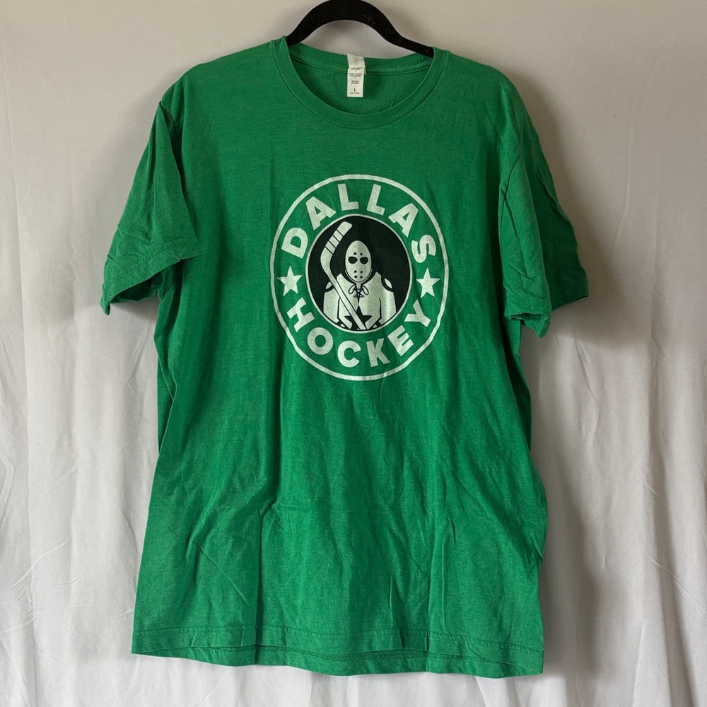 Dallas Stars Hockey Graphic Tee in Green
